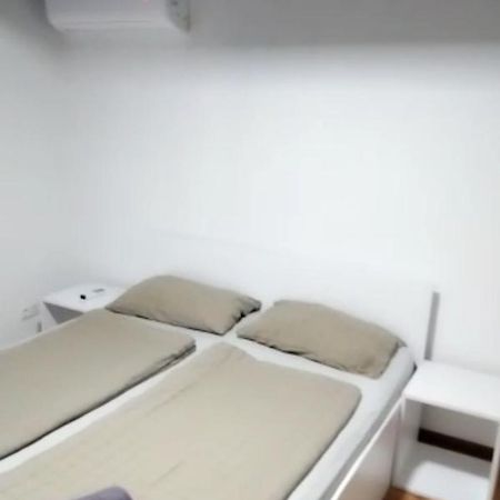 Lenilenii Bungalow Jajce Exteriér fotografie