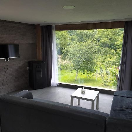 Lenilenii Bungalow Jajce Exteriér fotografie